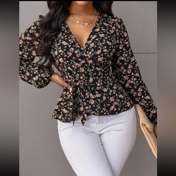 SHEIN Tops - NWOT Random Floral Print Belted Blouse (L)
